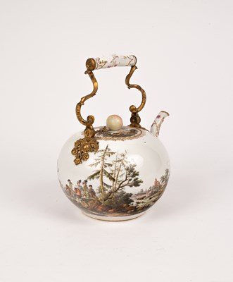 Lot 222 - A Meissen globular kettle