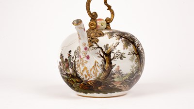 Lot 222 - A Meissen globular kettle