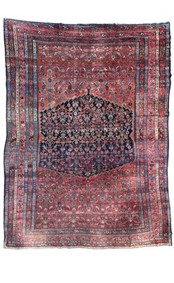 Lot 321 - A large Bidjar carpet